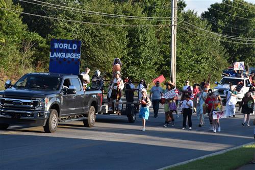 World Languages float